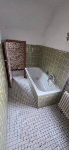 Haus in Düsseldorf-Itter nach der Entrümpelung, besenrein übergeben (Bild 1)