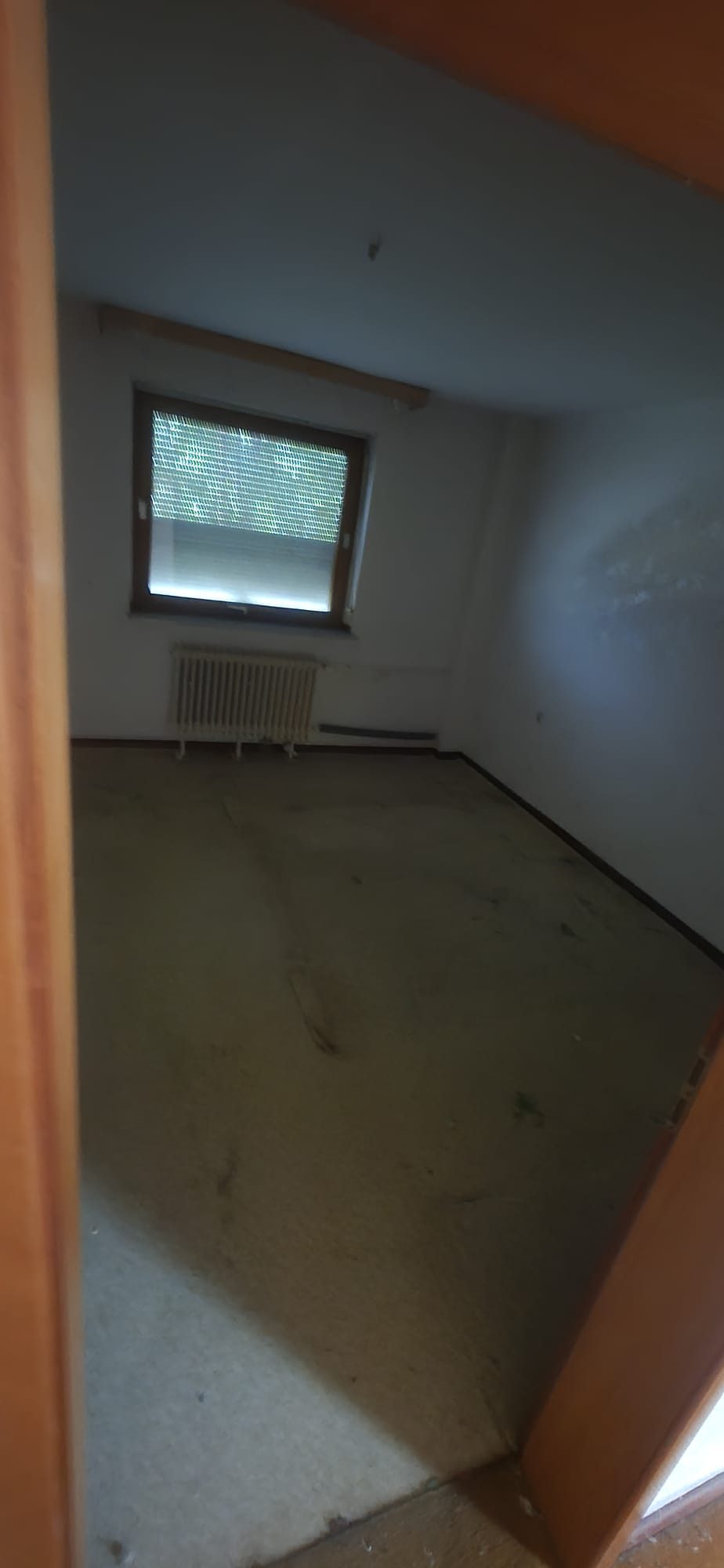 Haus in Düsseldorf-Itter nach der Entrümpelung, besenrein übergeben (Bild 14)
