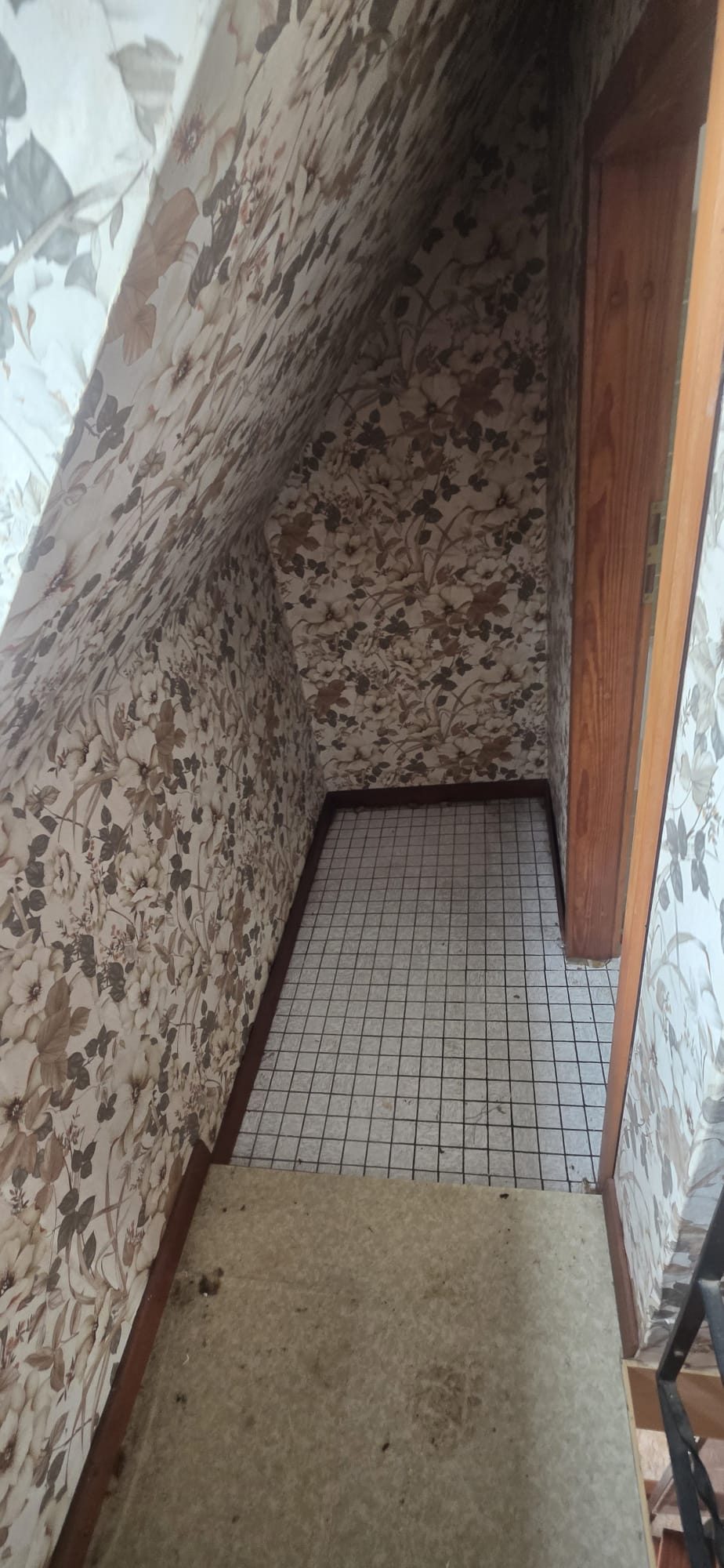 Haus in Düsseldorf-Itter nach der Entrümpelung, besenrein übergeben (Bild 3)