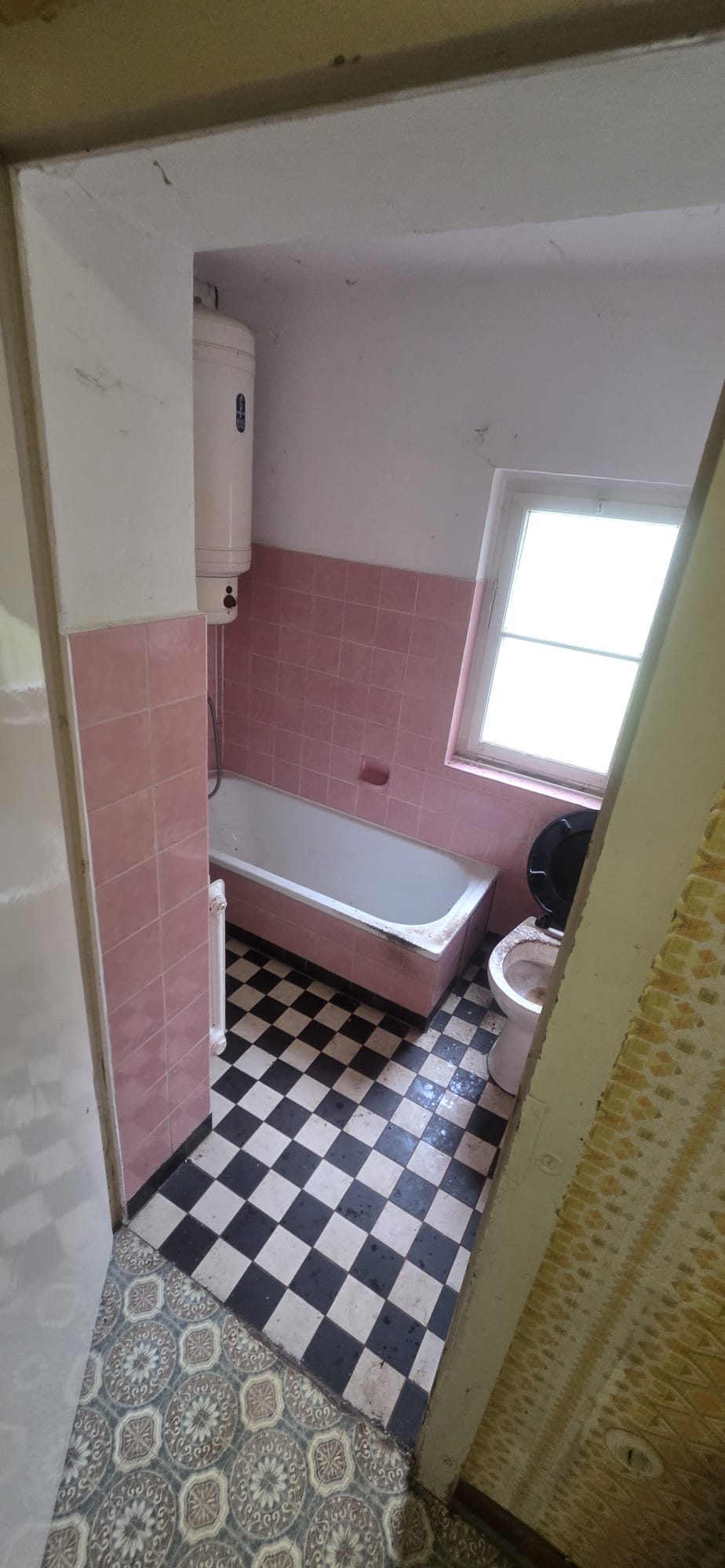 Haus in Düsseldorf-Itter nach der Entrümpelung, besenrein übergeben (Bild 9)