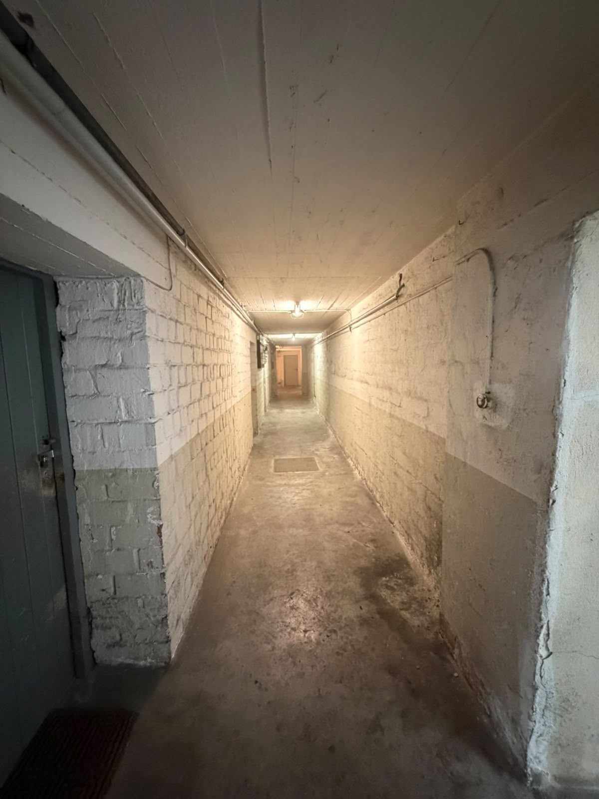 Haus in Düsseldorf-Wersten nach der Entrümpelung, besenrein übergeben (Bild 4)